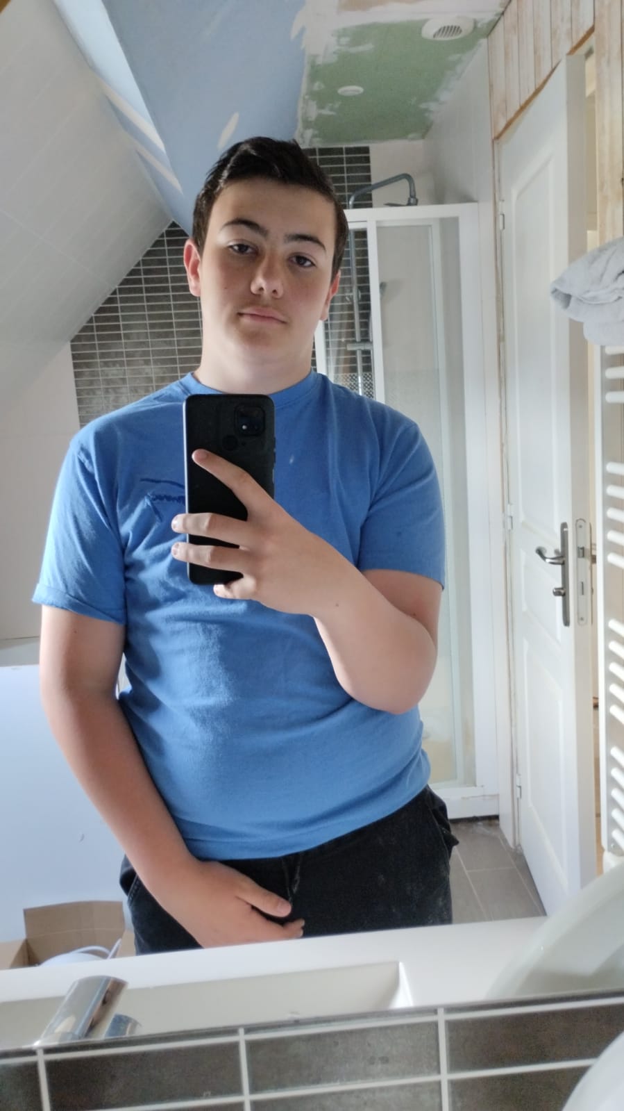 Profil de Jean-rodolphe, 26 ans, annonces sex à Mandres
