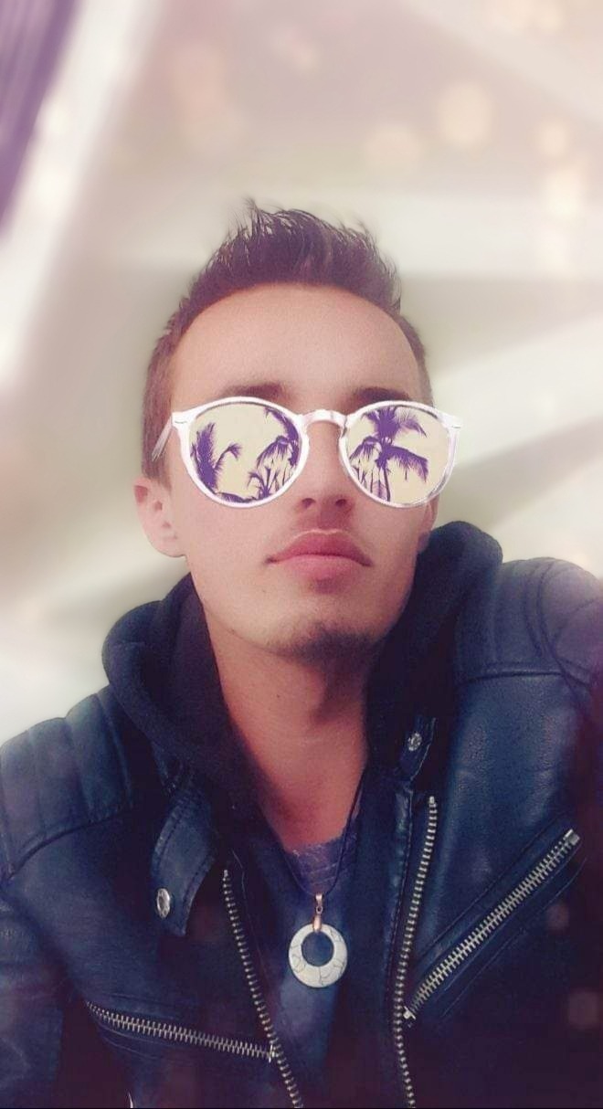 Profil de Louis-martin, 26 ans, annonces sex à Échay
