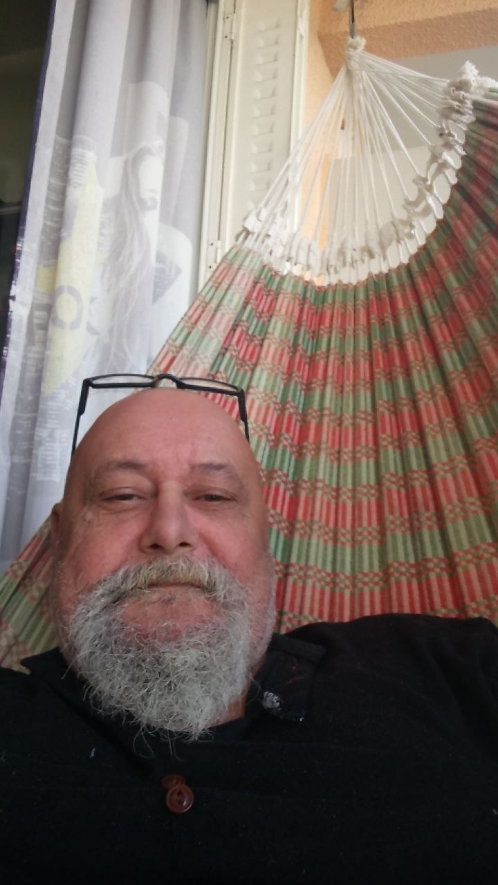 Profil de Yolas, 54 ans, annonces sex à Cuvilly