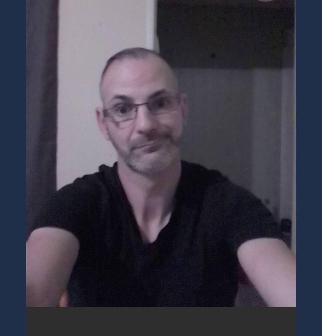Profil de Gagny, 46 ans, annonces sex à Deville