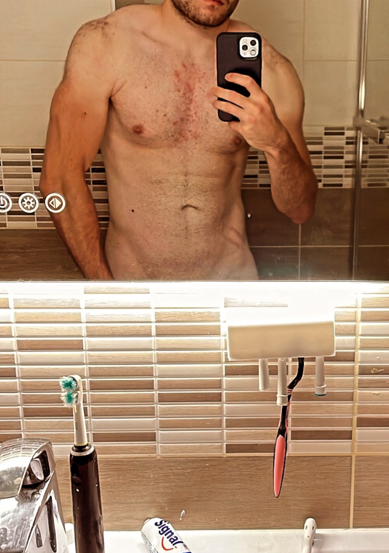 Profil de Mohamed-reda, 25 ans, annonces sex à Ully-Saint-Georges