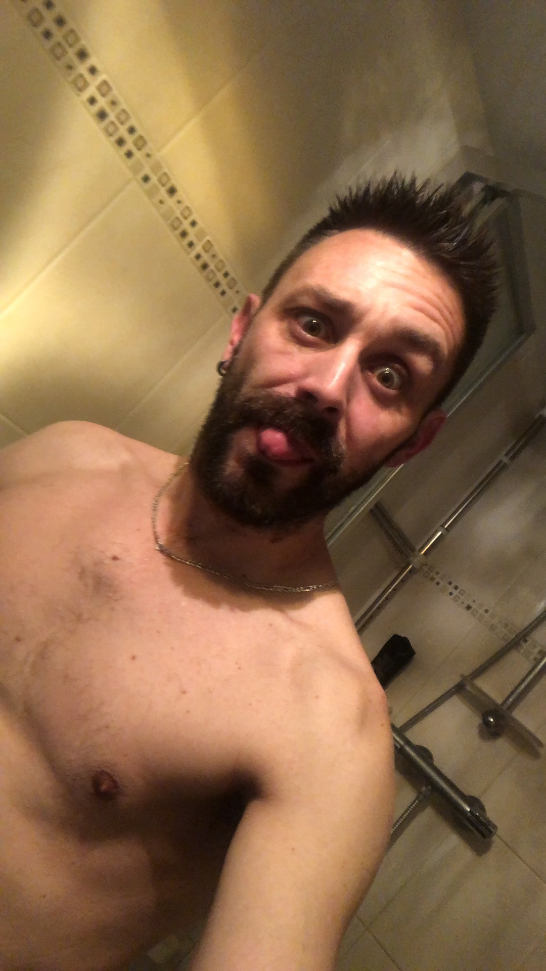 Profil de Tymote, 41 ans, annonces sex à Combiers