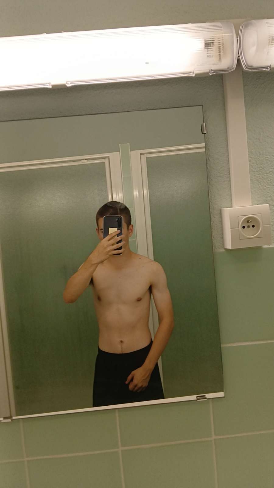 Profil de Abdool, 19 ans, annonces sex à Étriac