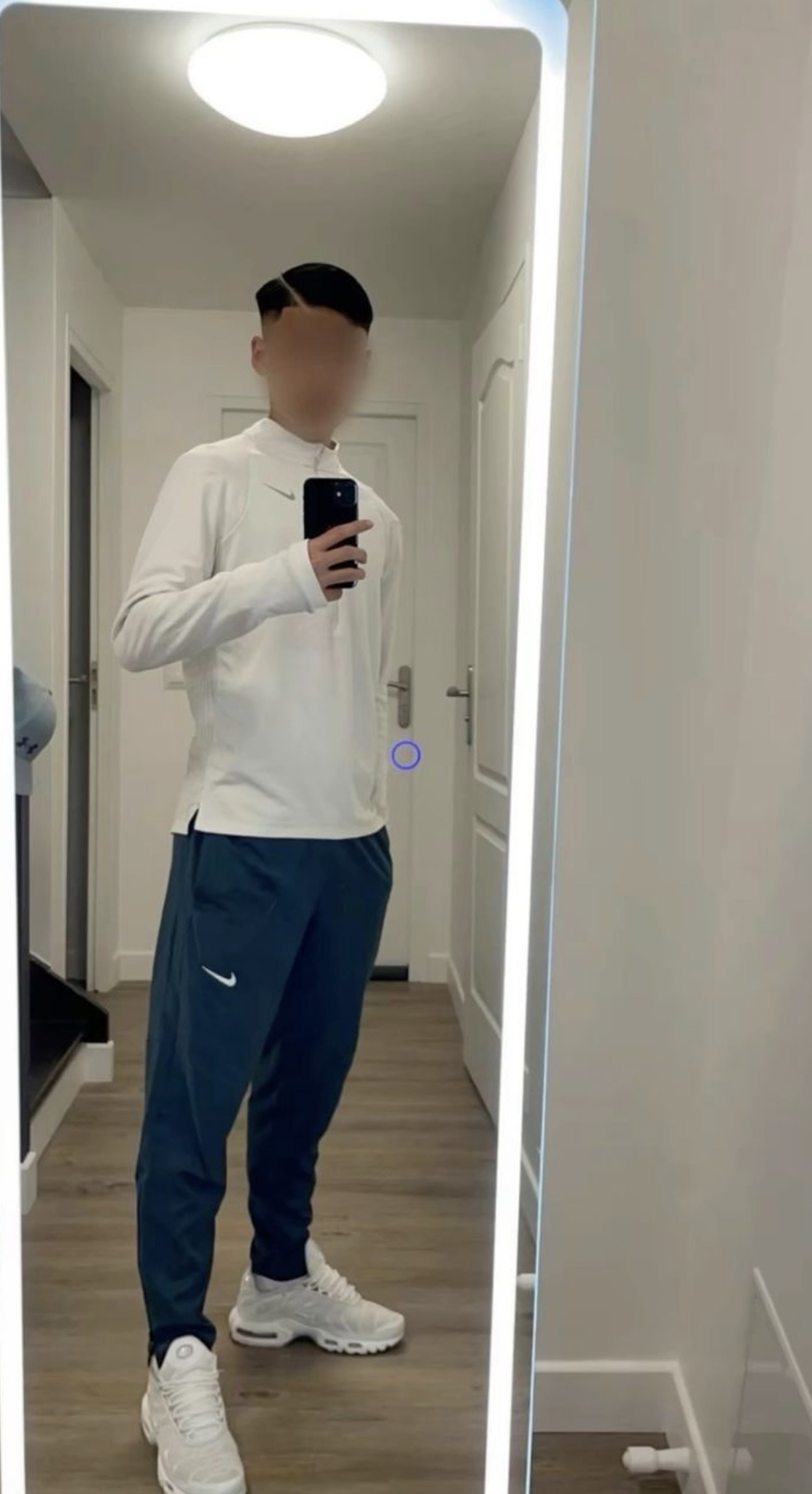 Profil de Nevzat, 20 ans, annonces sex à Poses