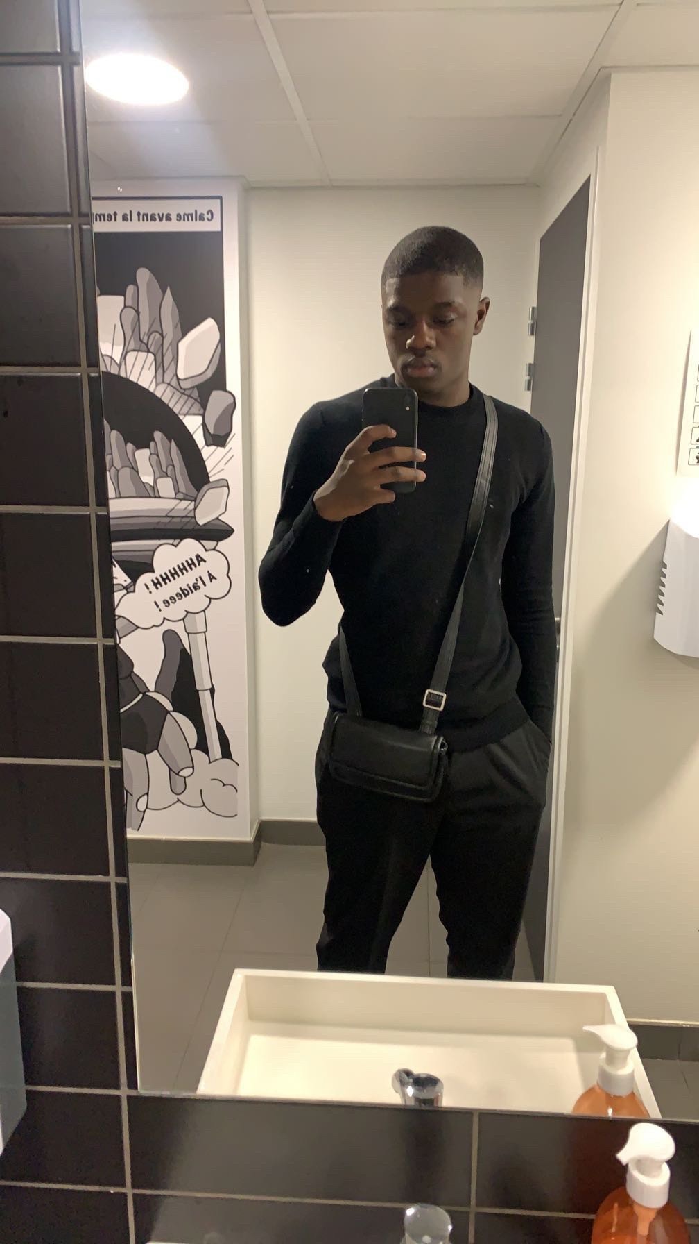 Profil de Joannes, 20 ans, annonces sex à Carnas