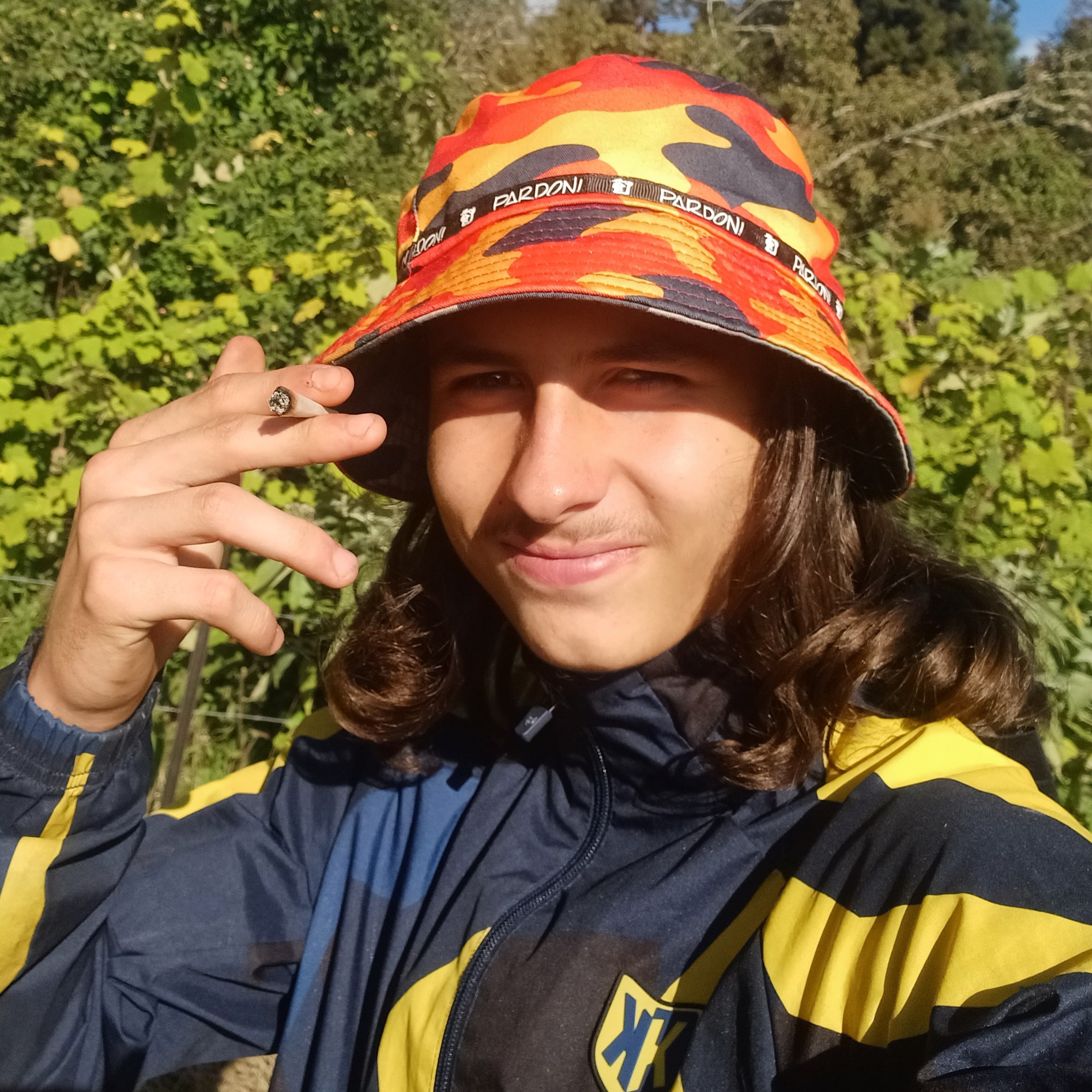Profil de Paulo, 20 ans, annonces sex à Boursonne
