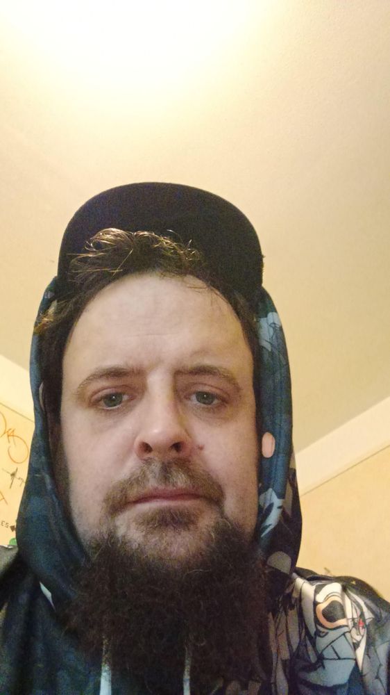 Profil de Timour, 37 ans, annonces sex à Coligny