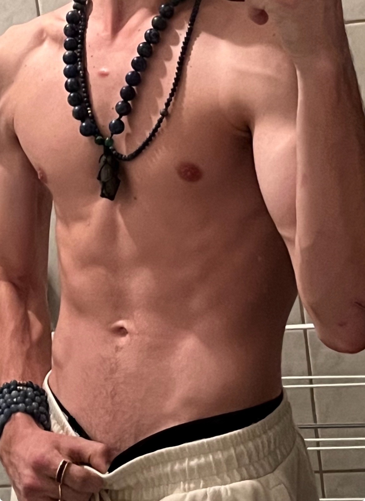 Profil de Naphtali, 21 ans, annonces sex à Cuy