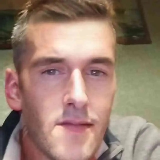 Profil de Zigmunt, 34 ans, annonces sex à LaPernelle