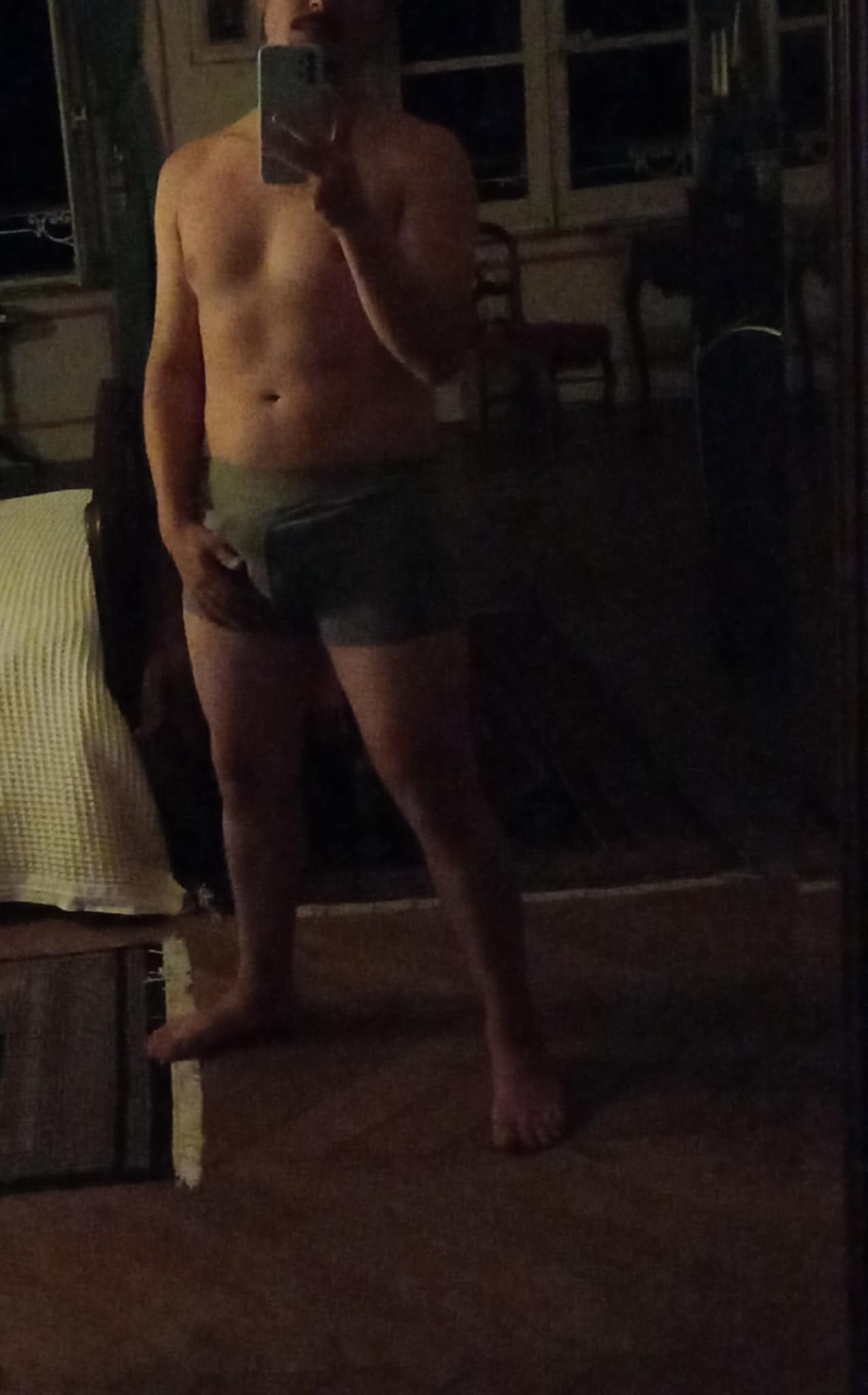 Profil de Mohrad, 28 ans, annonces sex à Oudeuil
