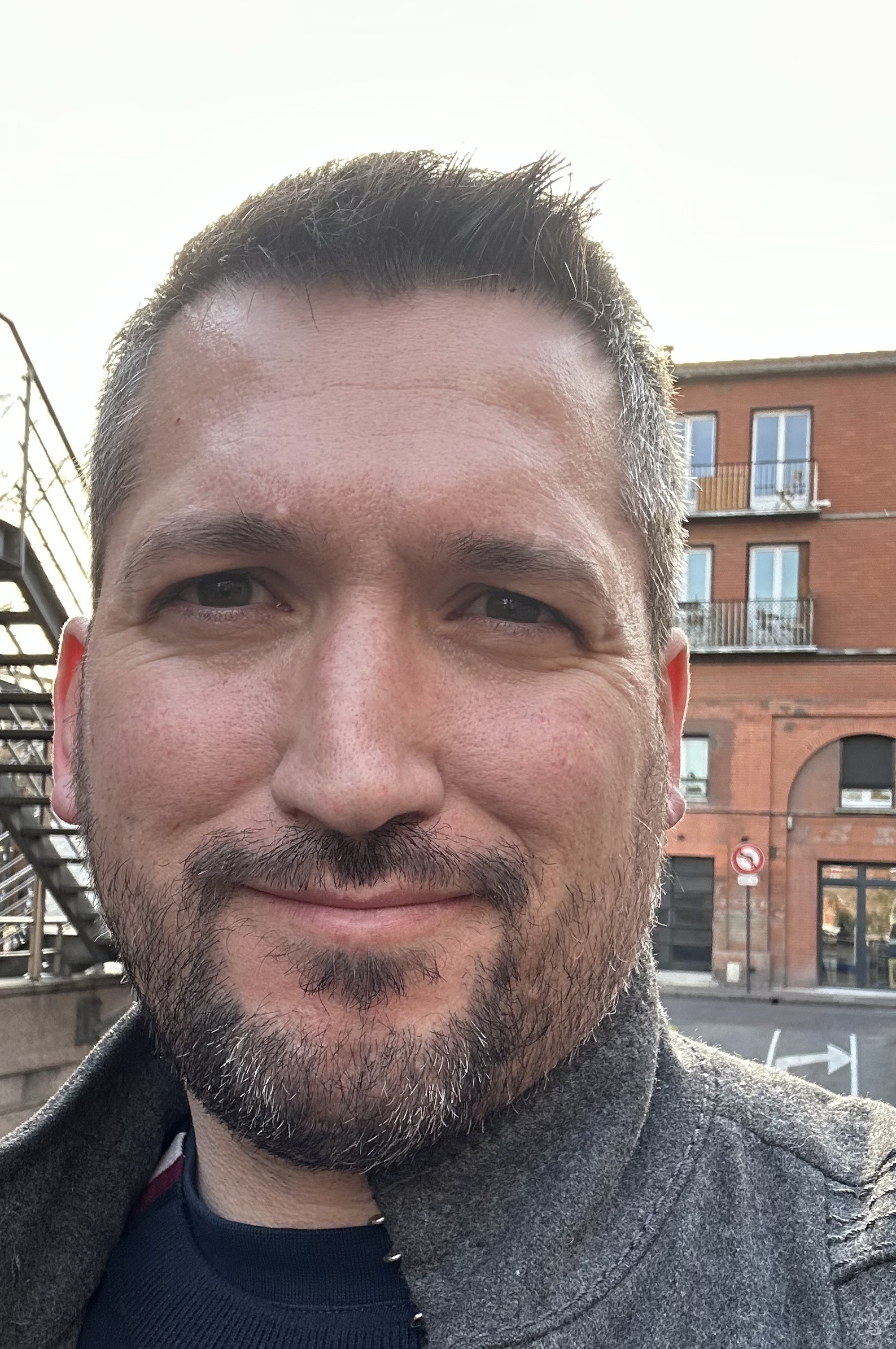 Profil de Manek, 41 ans, annonces sex à Daméraucourt