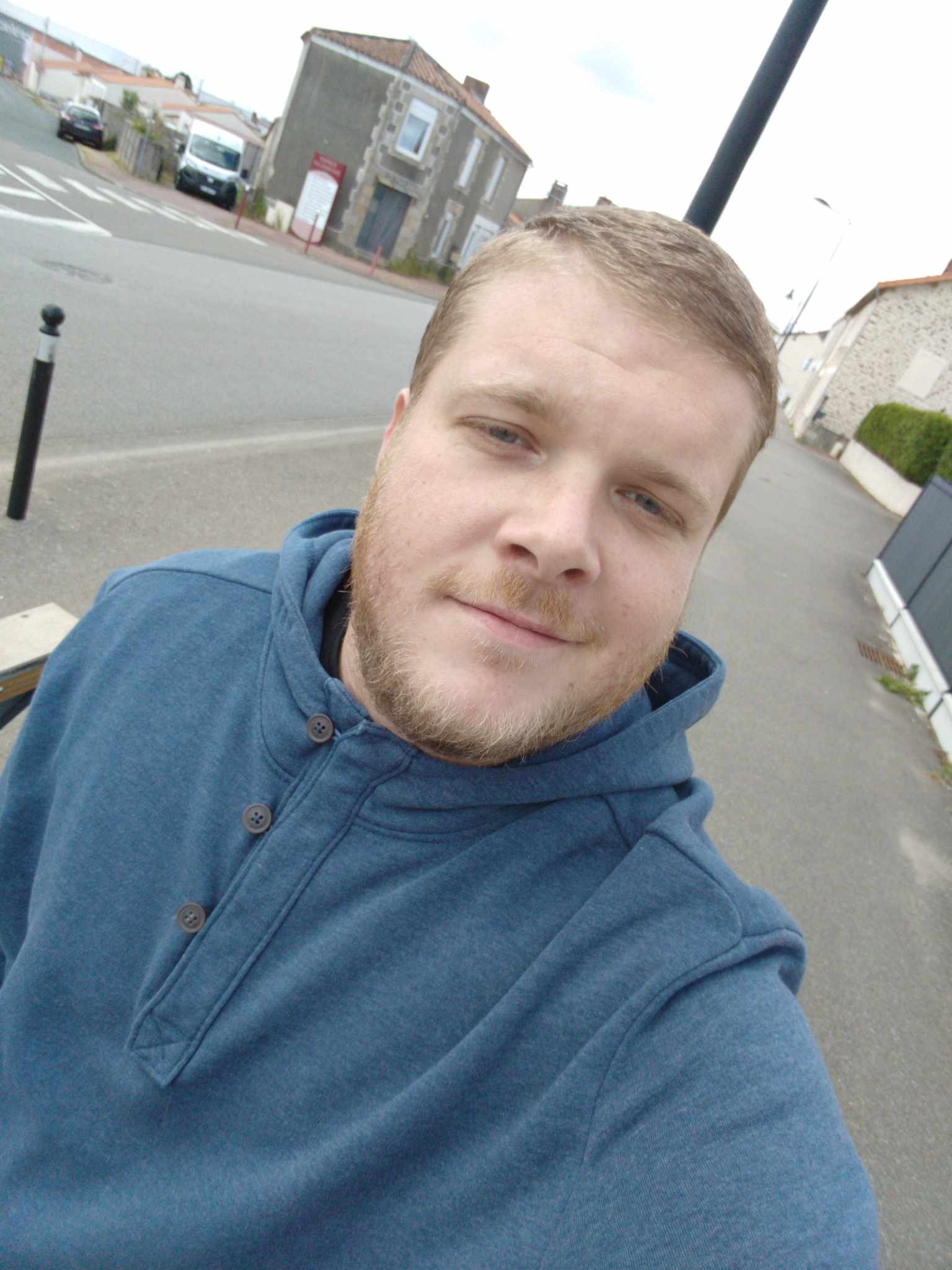 Profil de Giro, 31 ans, annonces sex à LaSerpent