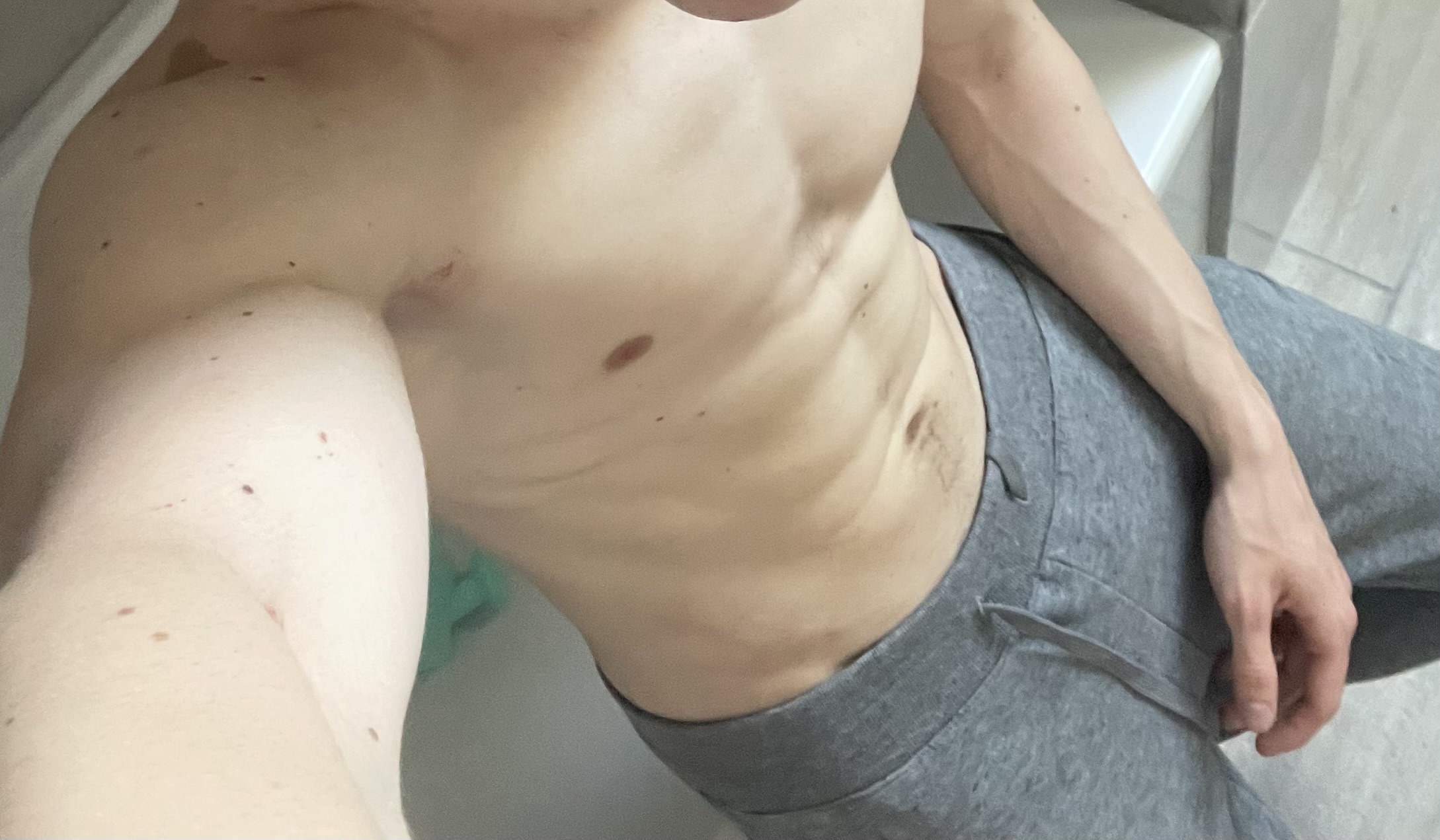 Profil de Servan, 22 ans, annonces sex à Thèreval
