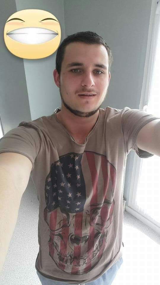 Profil de Yves-jean, 33 ans, annonces sex à Vaumoise