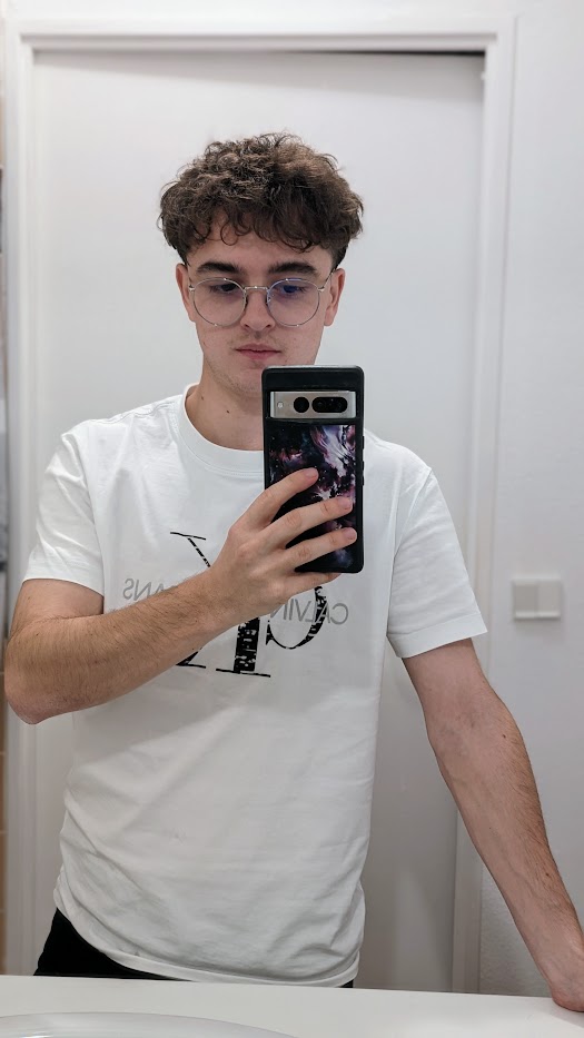 Profil de Mourrad, 24 ans, annonces sex à Warluis