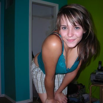 Profil de Hakima, 28 ans, annonces sex à Offroicourt