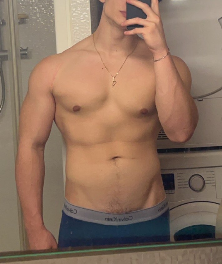 Profil de Mourrad, 24 ans, annonces sex à Maisons