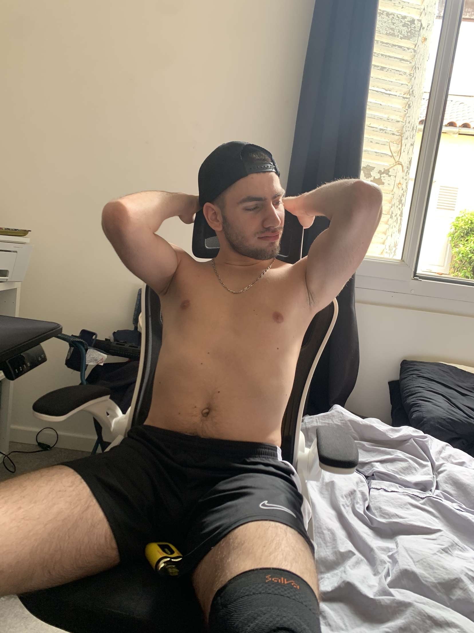 Profil de Ewann, 19 ans, annonces sex à Néry
