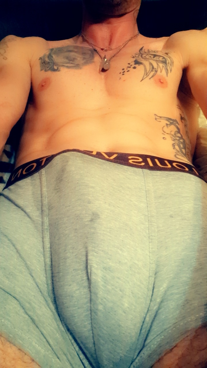 Profil de Karan, 42 ans, annonces sex à Ouges
