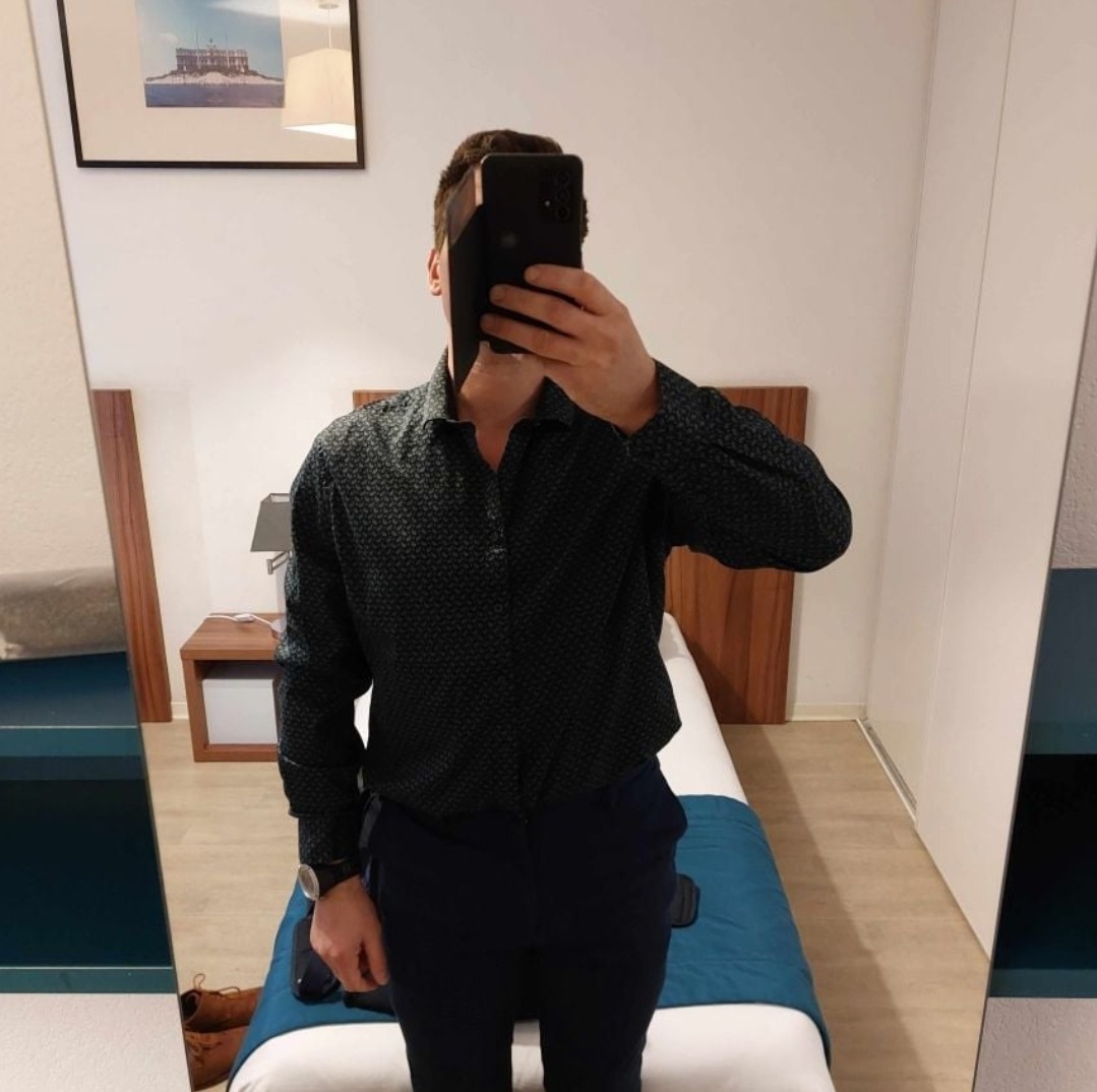 Profil de Adams, 41 ans, annonces sex à Chay