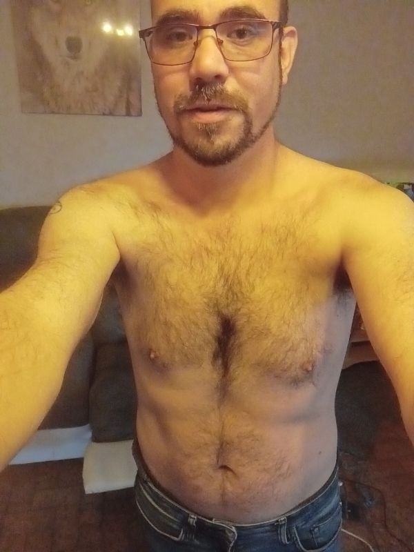Profil de Guerlin, 37 ans, annonces sex à Monnes