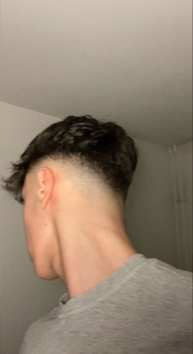 Profil de Aldrik, 22 ans, annonces sex à Rouzède