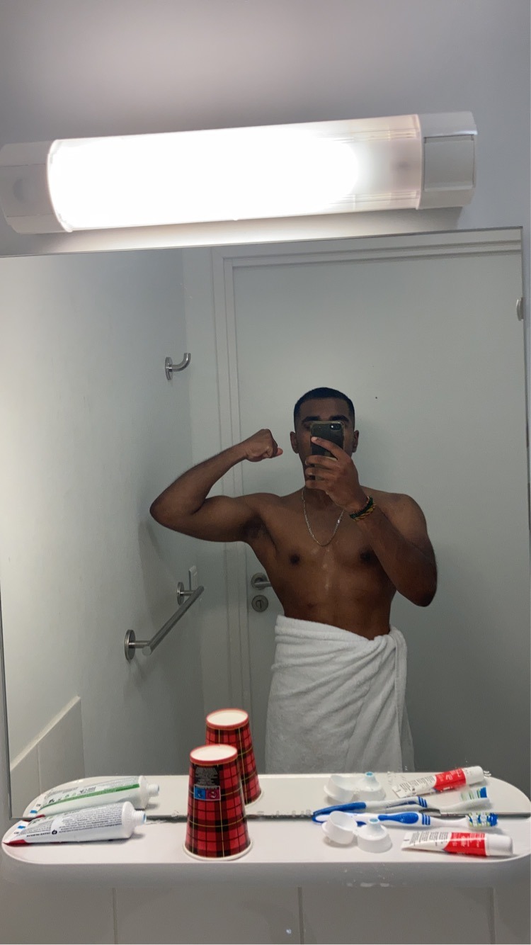 Profil de Cosme, 26 ans, annonces sex à Bargny