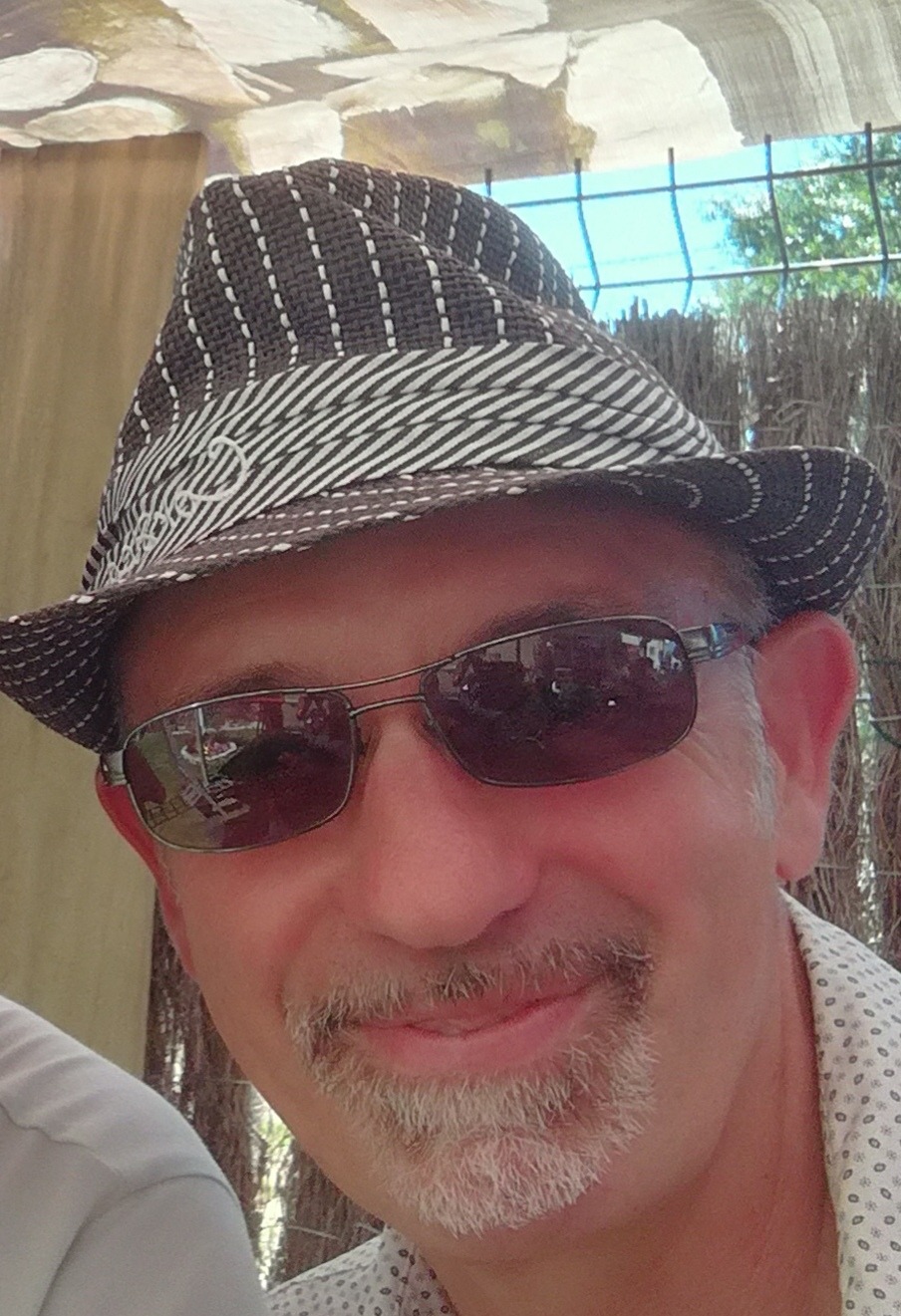 Profil de Adrian, 52 ans, annonces sex à Marcilly