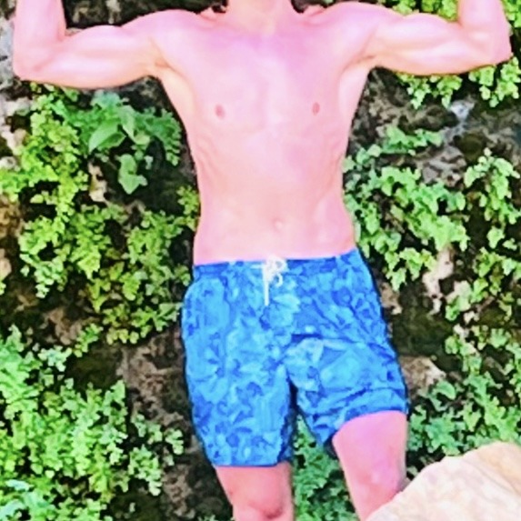 Profil de Davy, 20 ans, annonces sex à Grilly