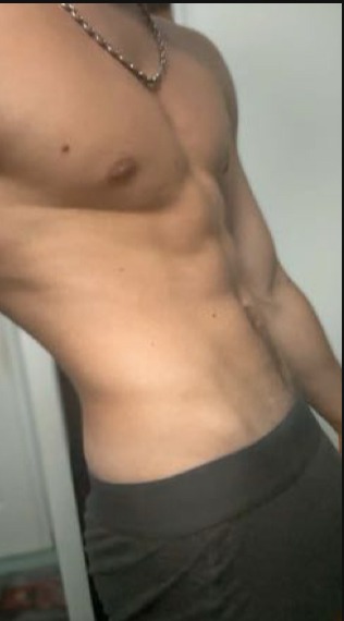 Profil de Abdelhamid, 22 ans, annonces sex à Combreux