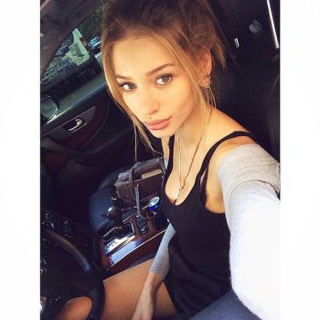 Profil de Yasmin, 26 ans, annonces sex à Chaumont-le-Bourg