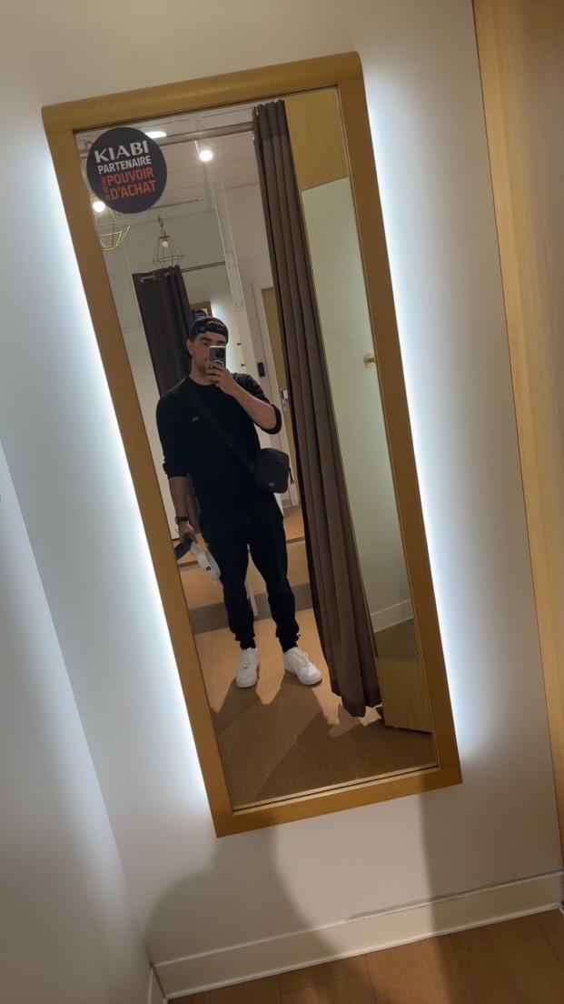 Profil de Robyn, 22 ans, annonces sex à Arsy