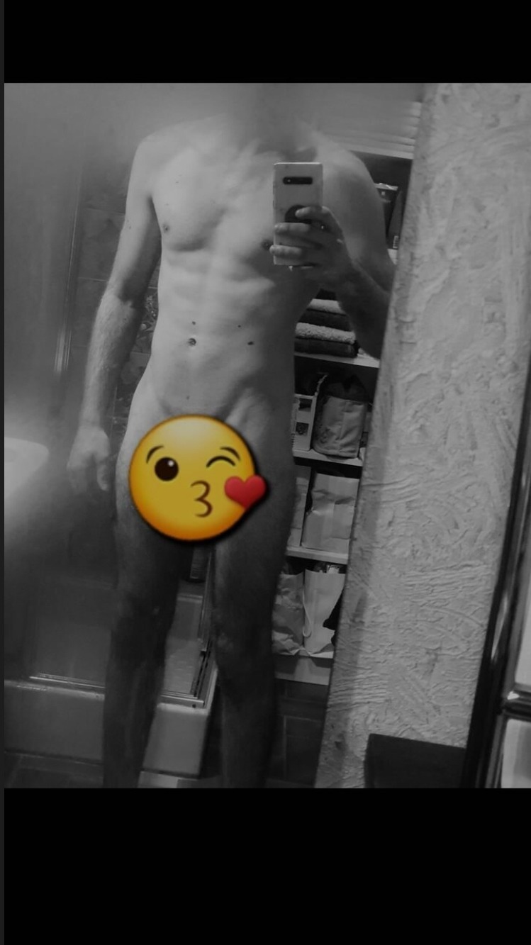 Profil de Farhane, 26 ans, annonces sex à LeBarboux