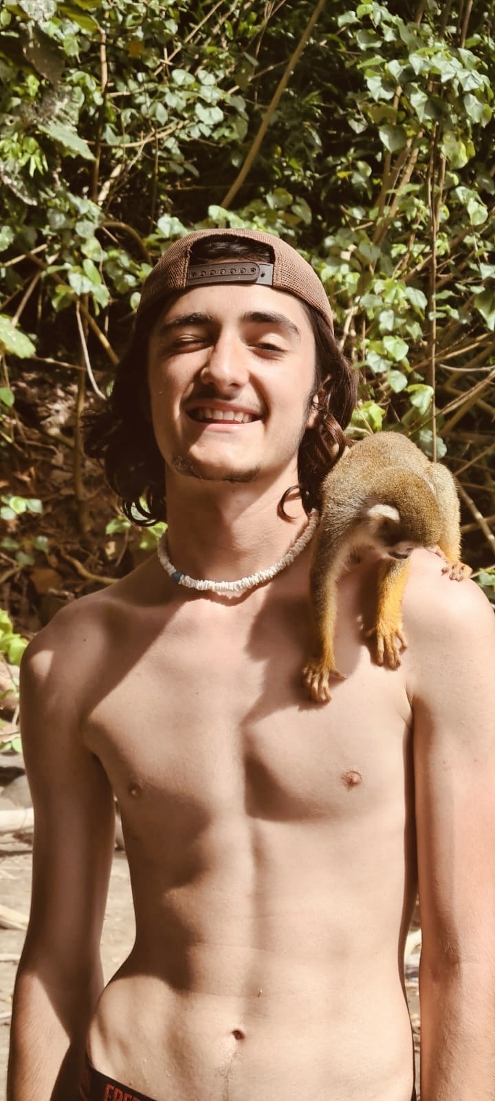 Profil de Roldan, 19 ans, annonces sex à Avize