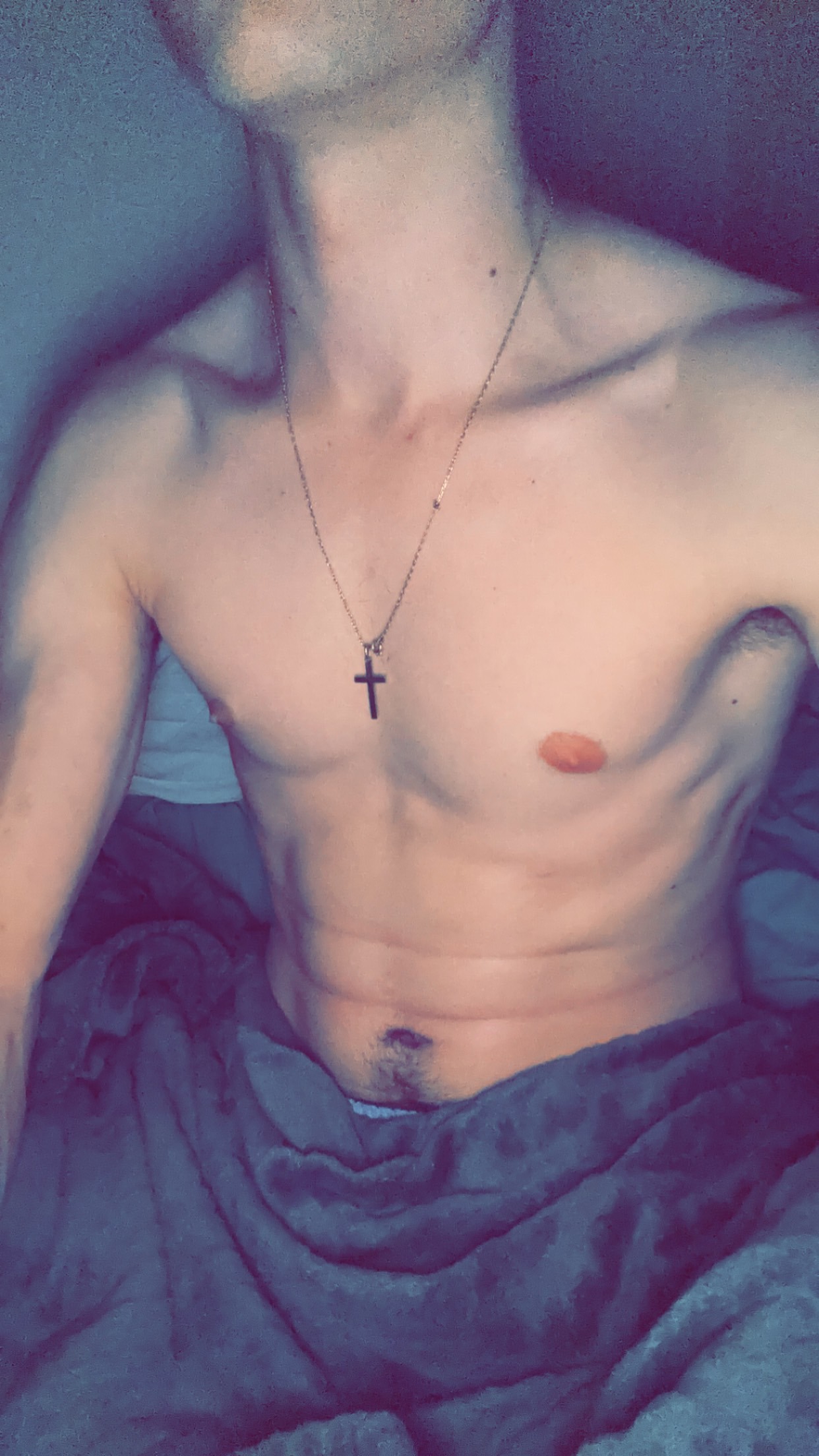 Profil de Isac, 27 ans, annonces sex à Éméville