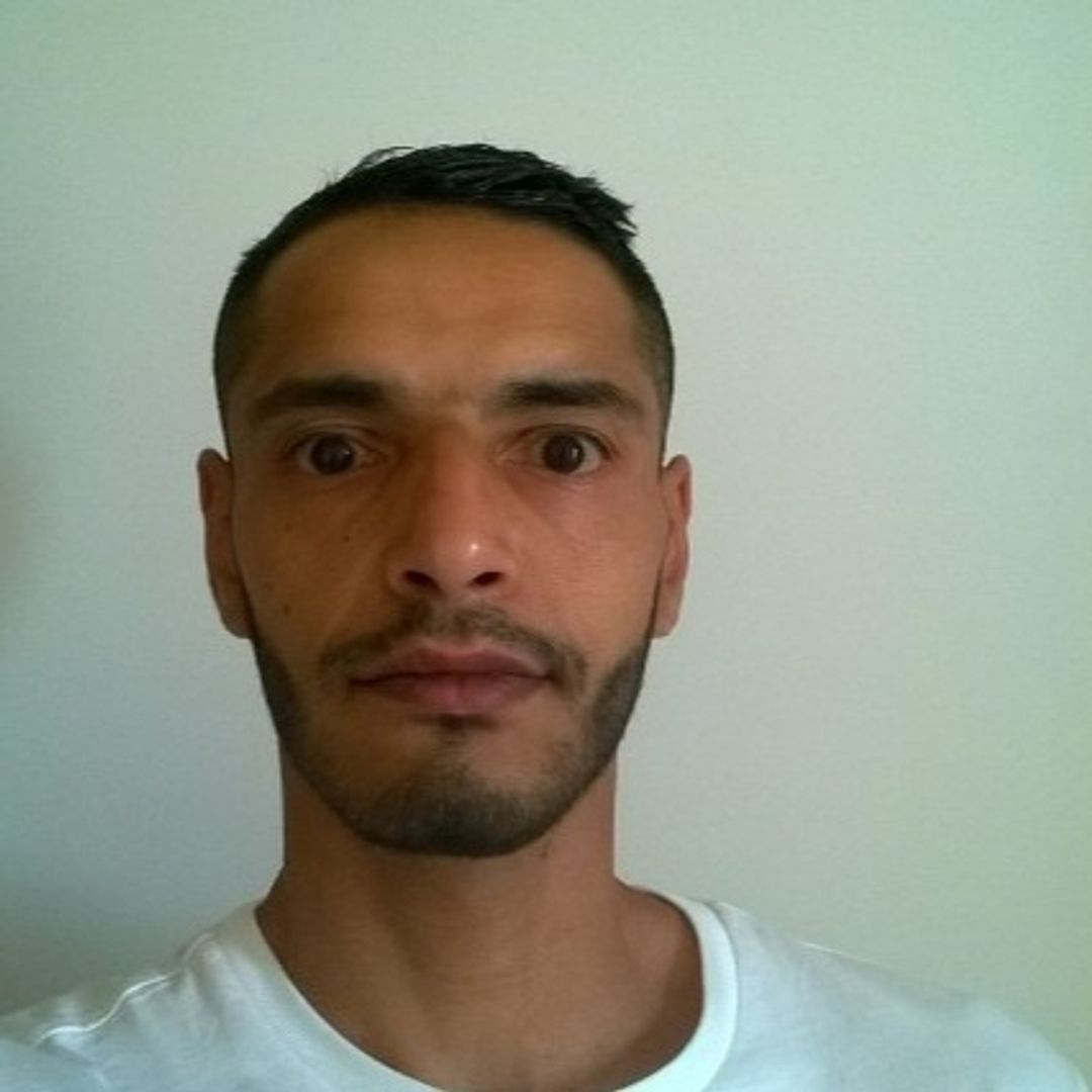 Profil de Kenan, 37 ans, annonces sex à Boutencourt