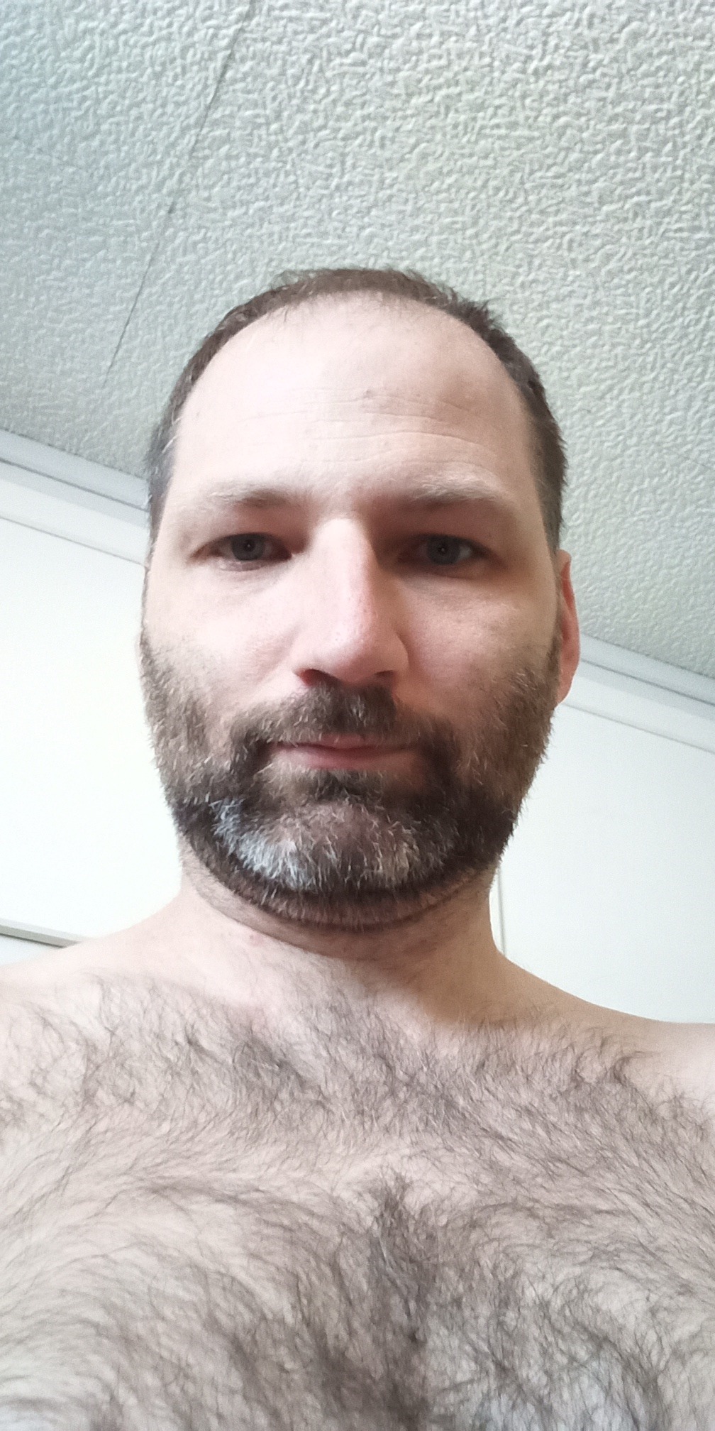 Profil de Augustin, 40 ans, annonces sex à Lierville