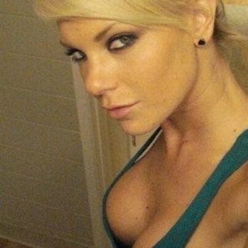 Profil de Shelssy, 35 ans, annonces sex à Courteuil