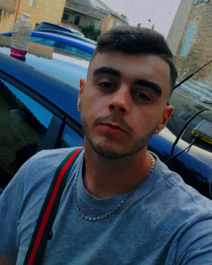 Profil de Xabier, 21 ans, annonces sex à Angeduc