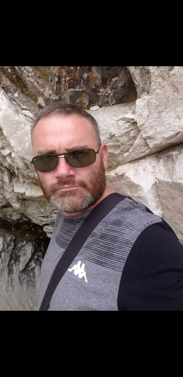 Profil de Haydan, 46 ans, annonces sex à Larressingle