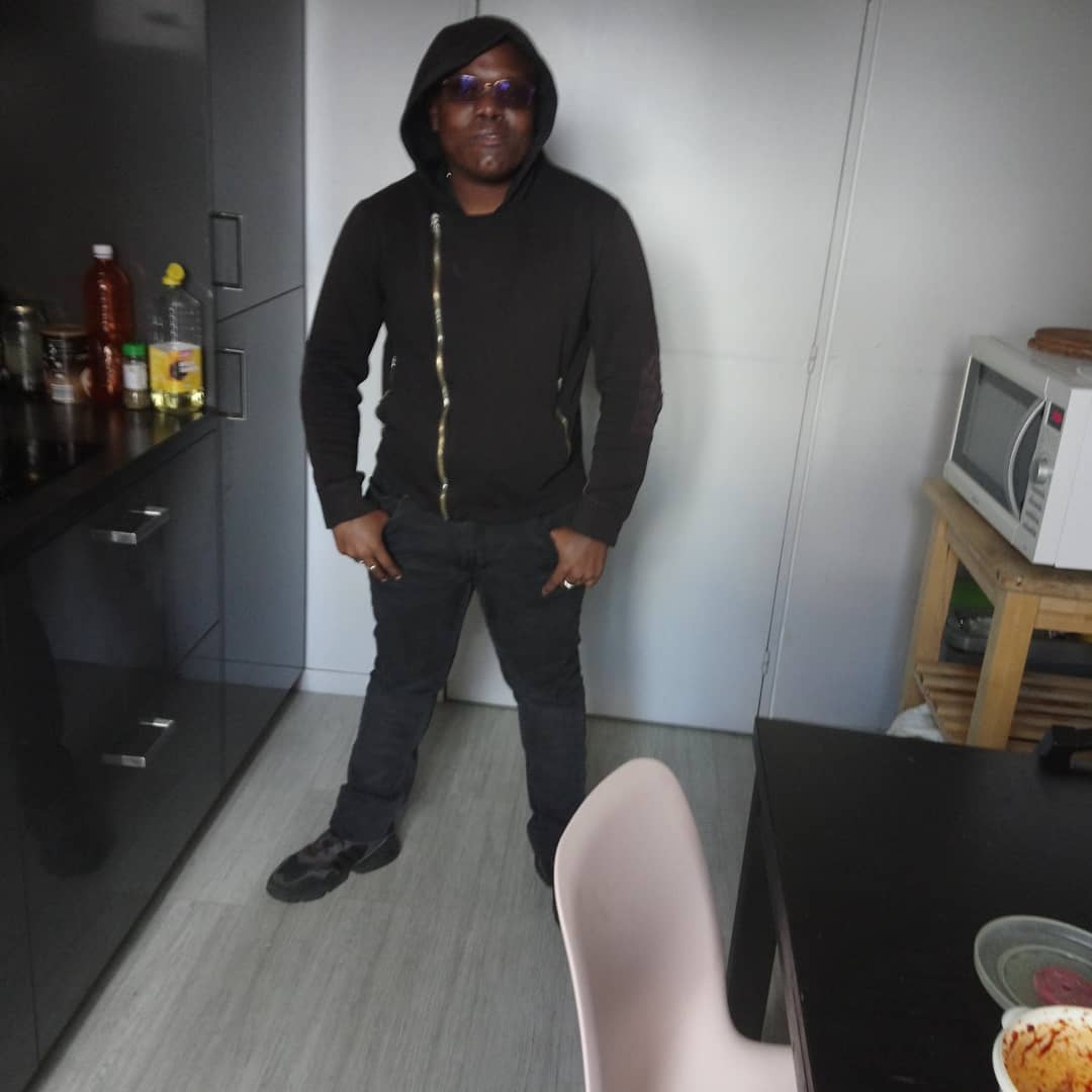 Profil de Si, 29 ans, annonces sex à Courteuil