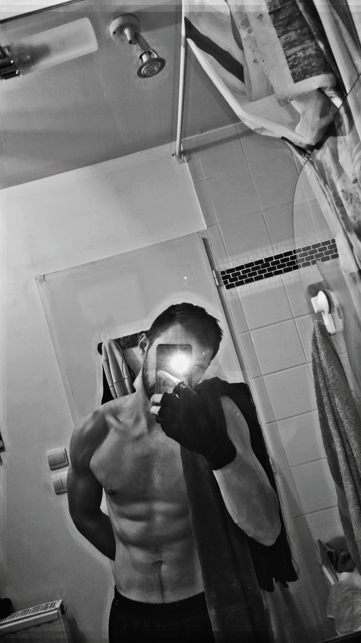 Profil de Nasime, 28 ans, annonces sex à Encausse