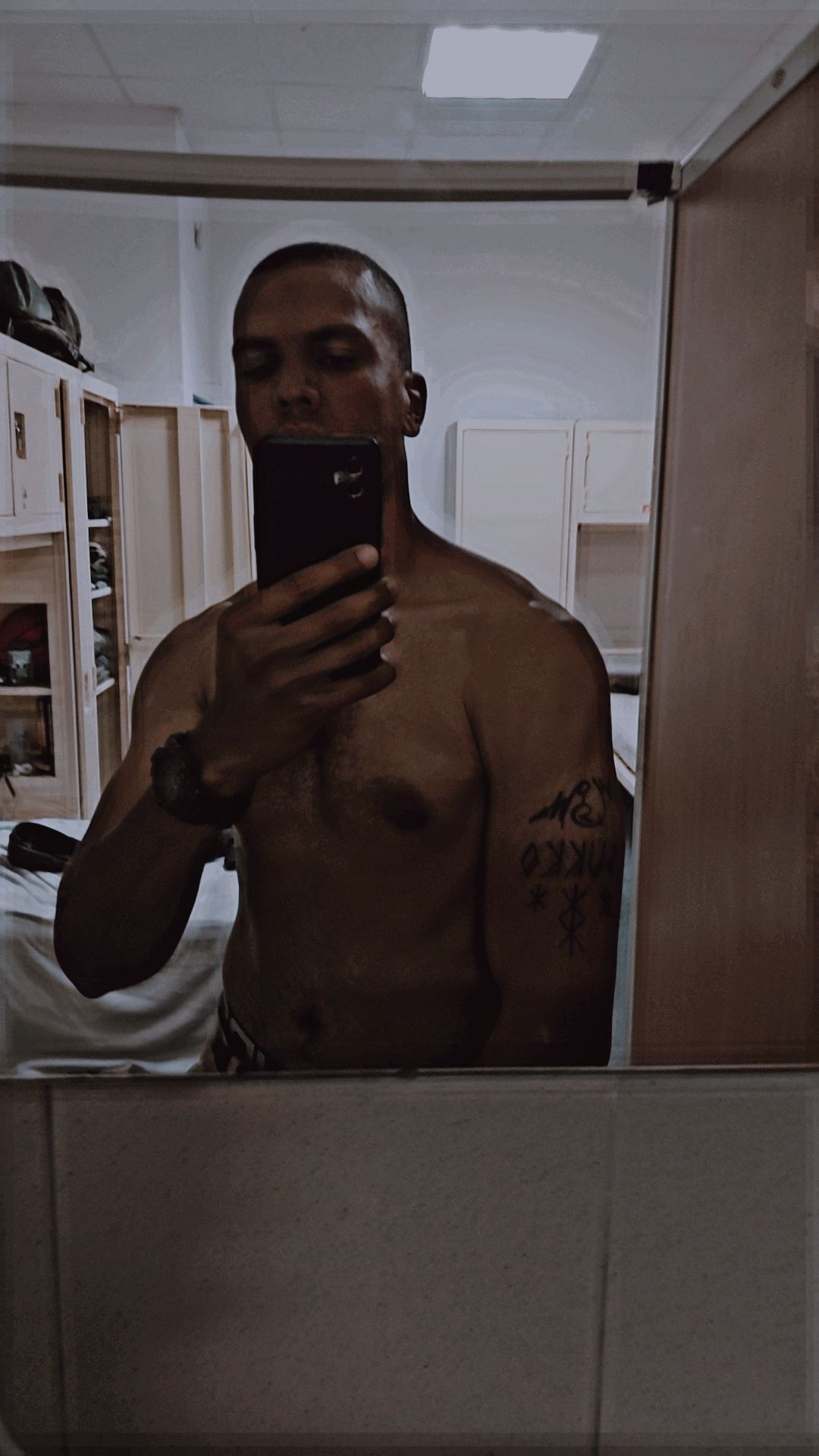 Profil de Thaddée, 22 ans, annonces sex à Lhéraule
