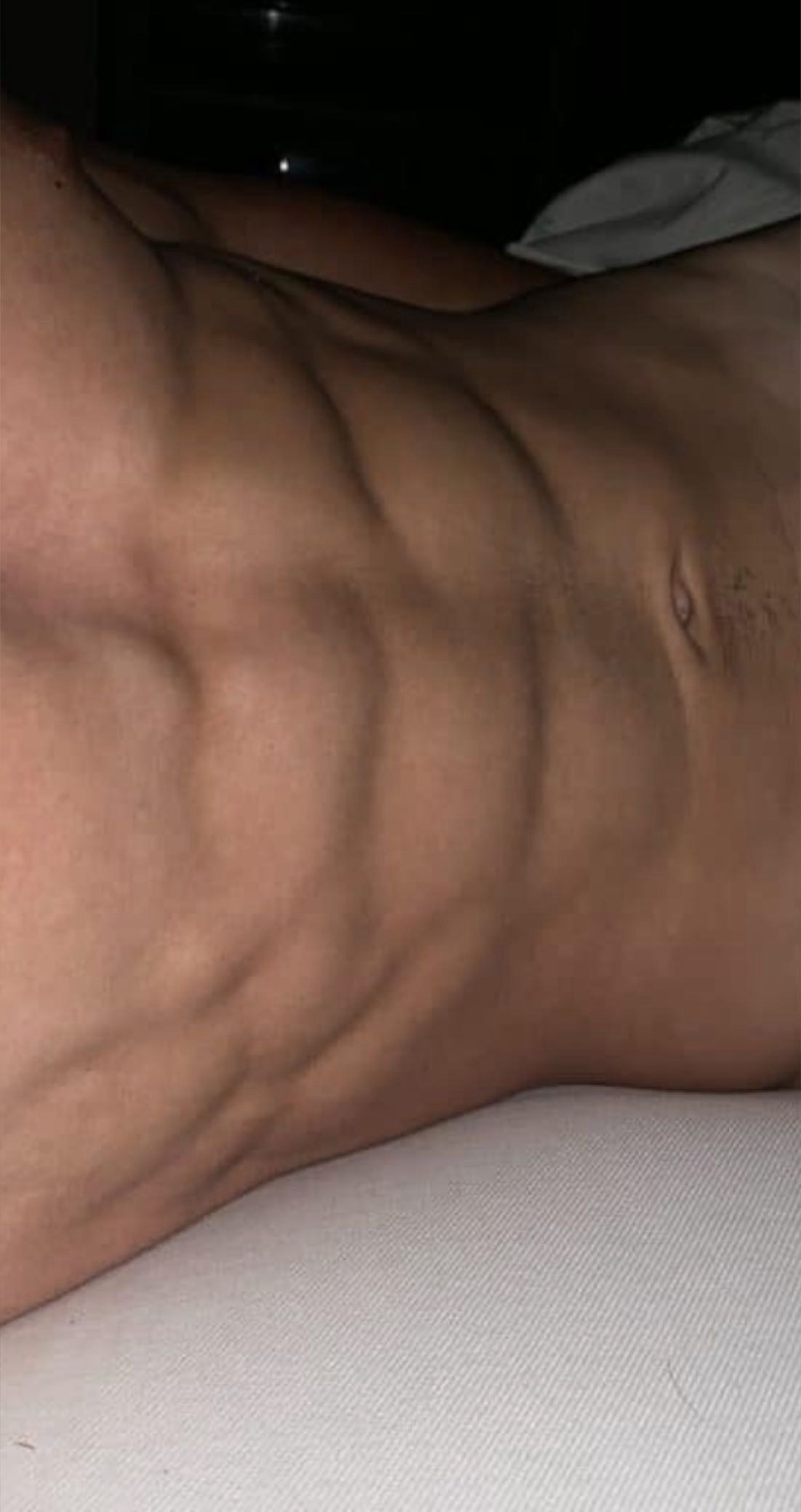 Profil de Danovan, 25 ans, annonces sex à Bouillancy