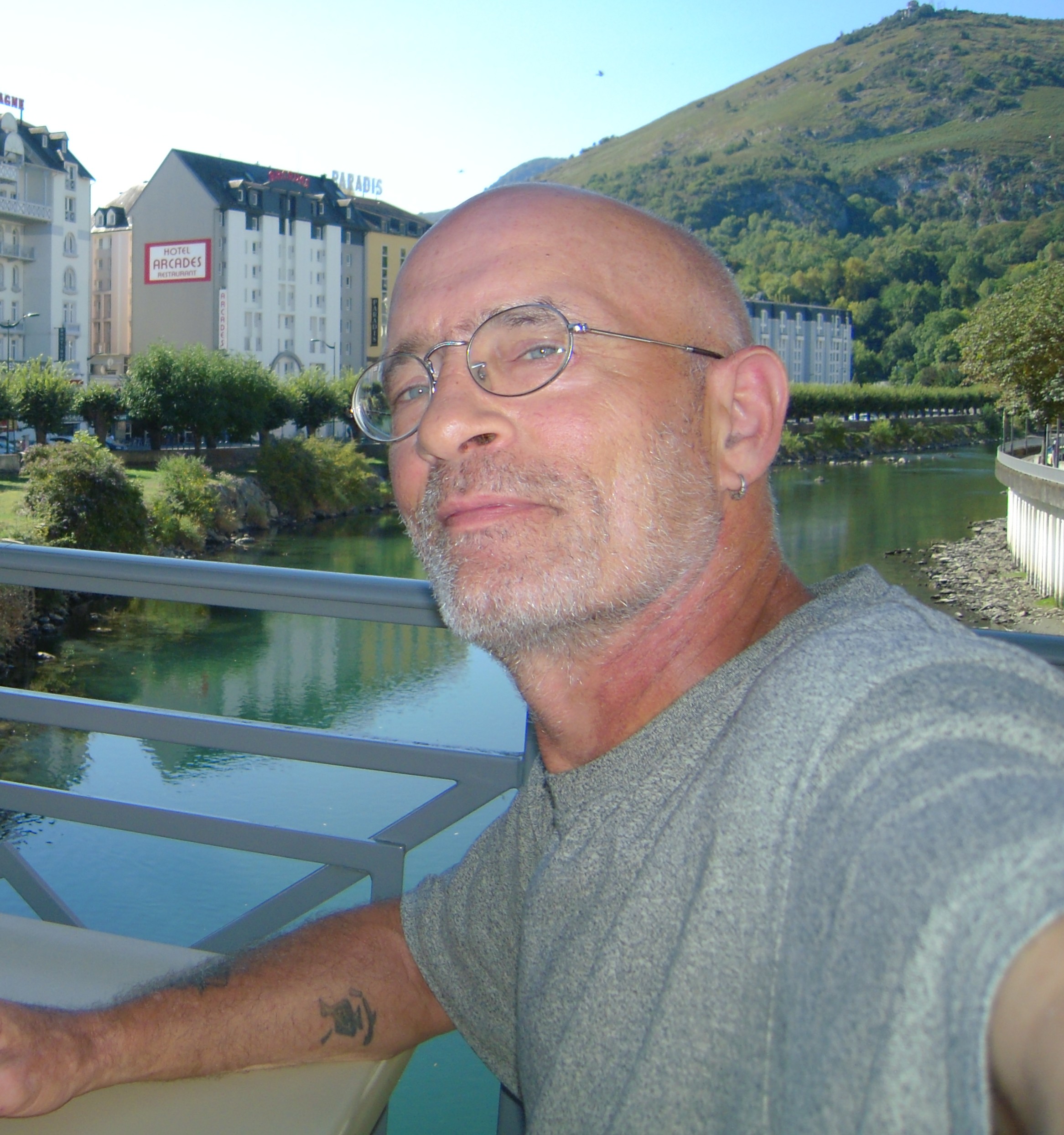 Profil de Jovani, 55 ans, annonces sex à Raix