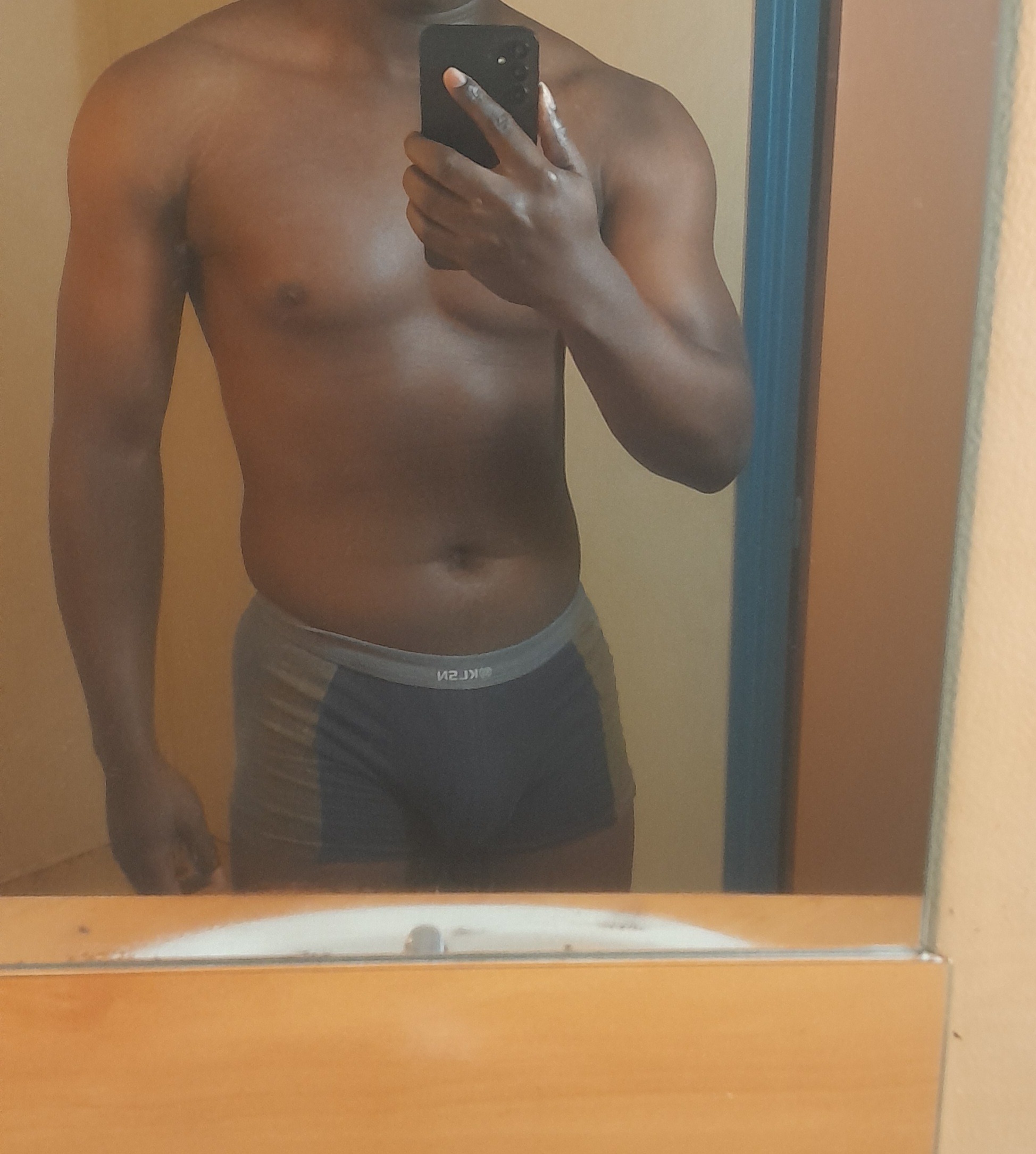 Profil de Perig, 22 ans, annonces sex à Dirac