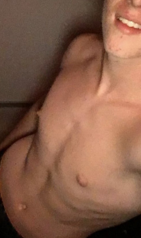 Profil de Niven, 24 ans, annonces sex à Chambois