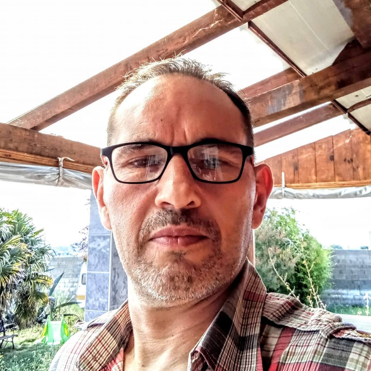 Profil de Chiheb, 55 ans, annonces sex à Trébas