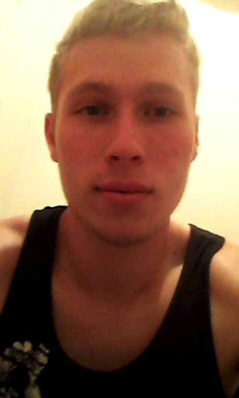 Profil de Chems, 29 ans, annonces sex à Roy-Boissy