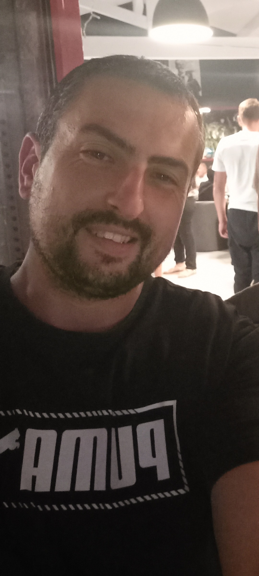 Profil de Ayoub, 36 ans, annonces sex à Pierrefonds